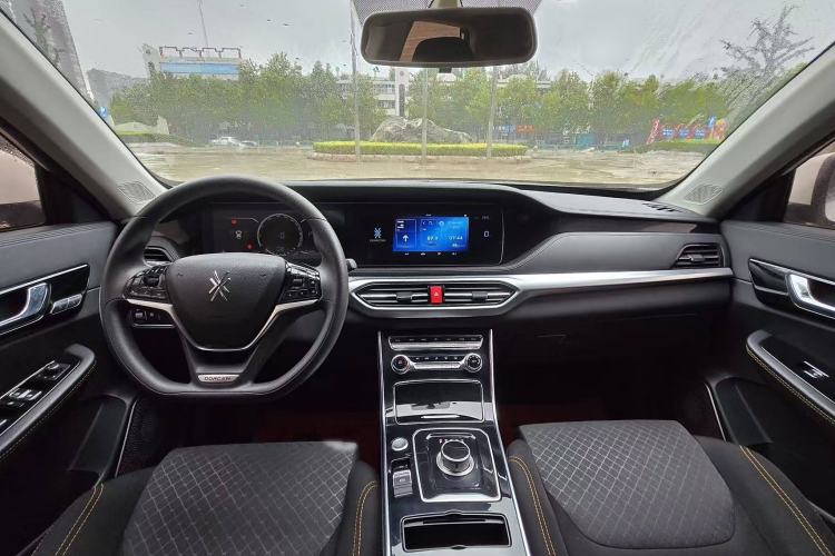 Used DORCEN G60S 2019 1.5T Automatic Luxury Version China VI Standard Interior 1