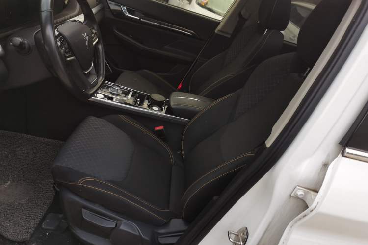 Used DORCEN G60S 2019 1.5T Automatic YueXiang Model China VI Standard Left Front Seat