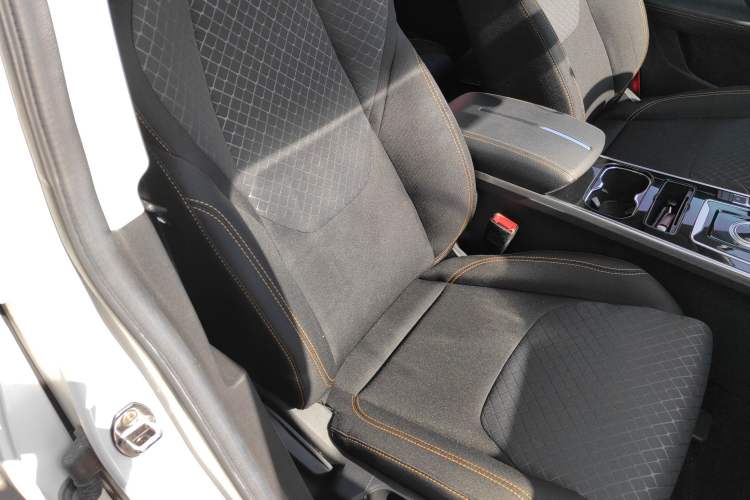 Used DORCEN G60S 2019 1.5T Automatic Luxury Version China VI Standard Right Front Seat