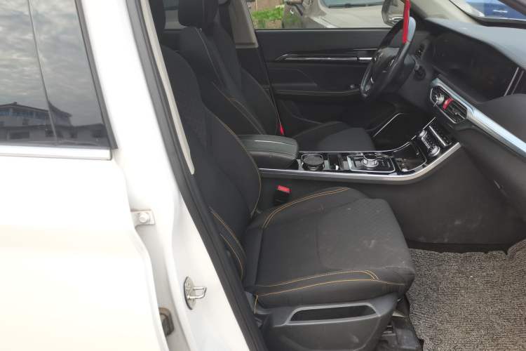 Used DORCEN G60S 2019 1.5T Automatic YueXiang Model China VI Standard Right Front Seat