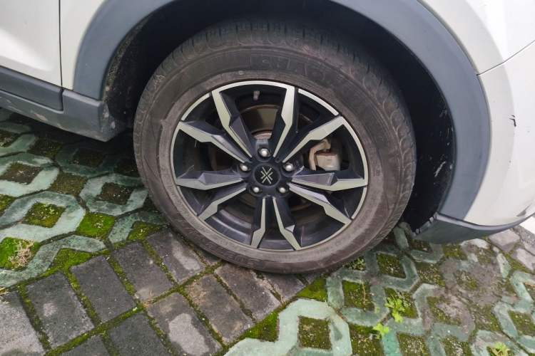 Used DORCEN G60S 2019 1.5T Automatic YueXiang Model China VI Standard Right Front Wheel Hub
