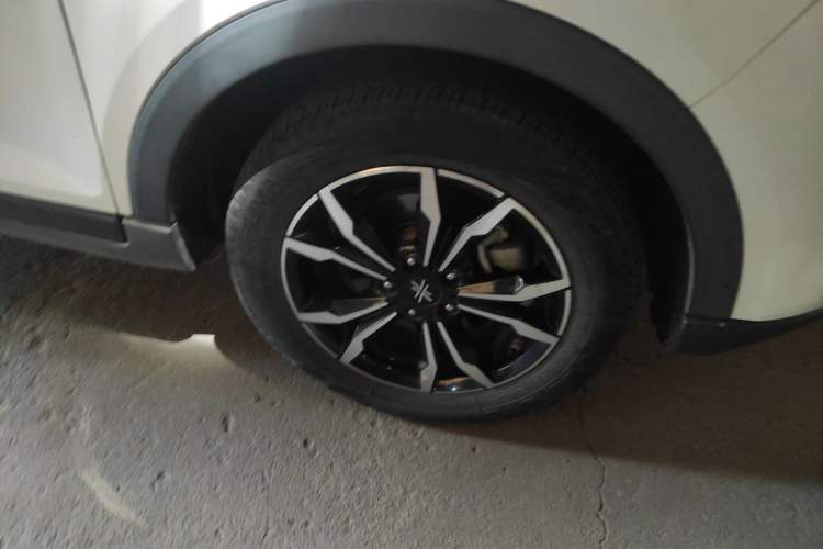 Used DORCEN G60S 2019 1.5T Automatic Luxury Version China VI Standard Right Front Wheel Hub