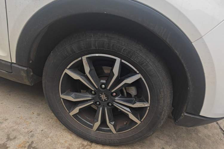 Used DORCEN G60S 2019 1.5T Automatic Luxury Version China VI Standard Right Front Wheel Hub