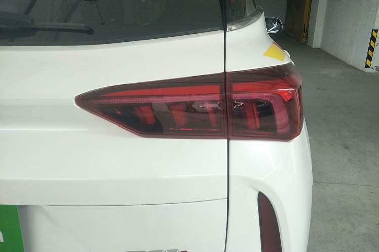 Used DORCEN G60S 2019 1.5T Automatic Luxury Version China VI Standard Right Rear Taillight