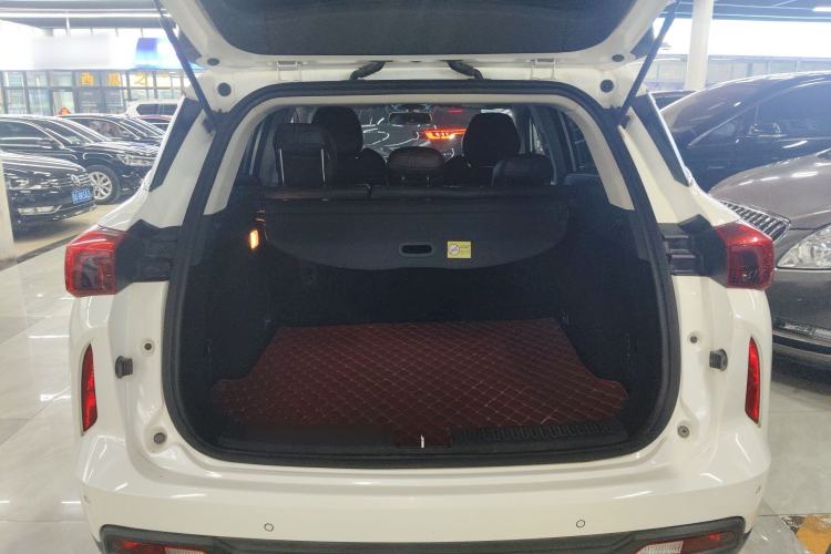 Used DORCEN G60S 2019 1.5T Automatic Luxury Model China V Standard Trunk