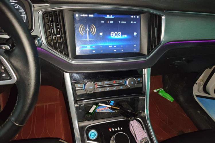 Used DORCEN G70s 2019 2.0T Automatic Prestige Edition Audio And AC Panel