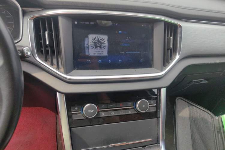 Used DORCEN G70s 2019 2.0T Automatic Supreme Edition Audio And AC Panel