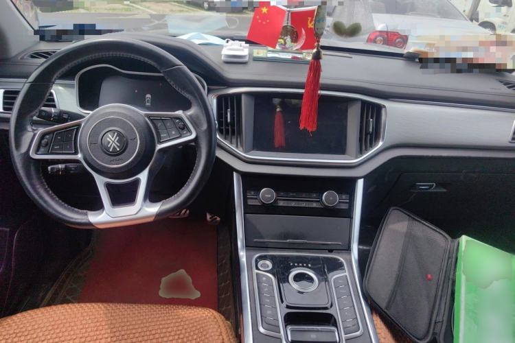 Used DORCEN G70s 2019 2.0T Automatic Supreme Edition Center Console
