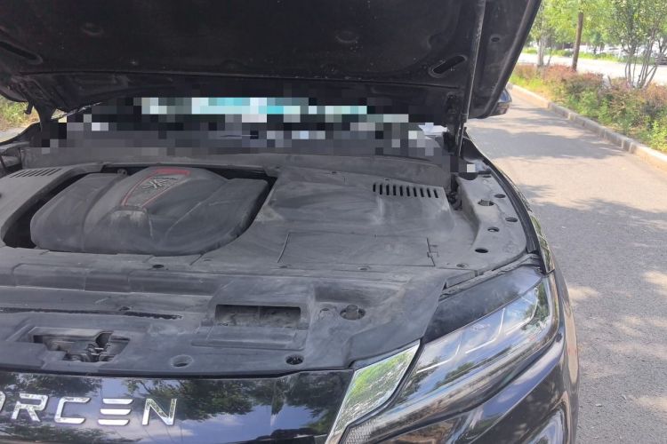 Used DORCEN G70s 2019 2.0T Automatic Prestige Edition Engine Bay Left