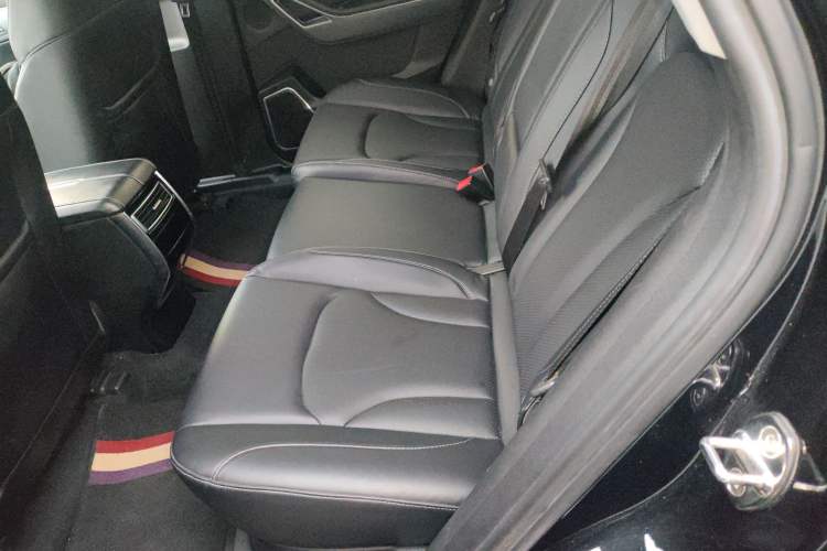 Used DORCEN G70s 2019 2.0T Automatic Prestige Edition Interior 4