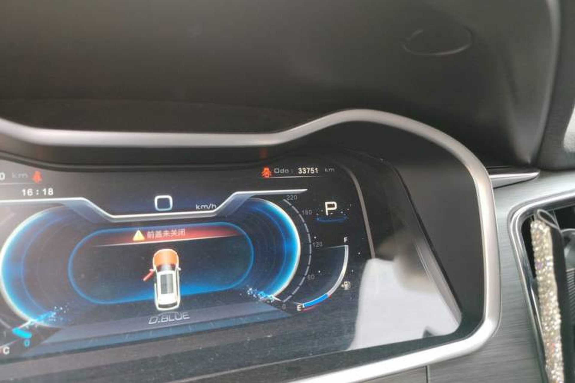 Used DORCEN G70s 2019 2.0T Automatic Prestige Edition Odometer Close Up