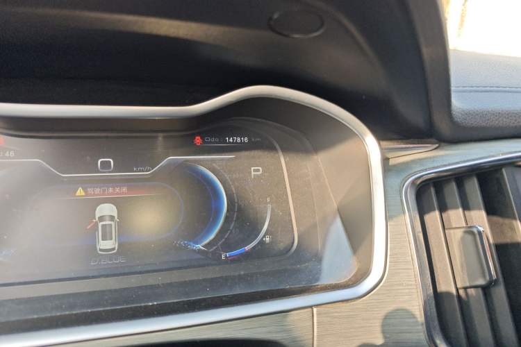 Used DORCEN G70s 2019 2.0T Automatic Prestige Edition Odometer Close Up
