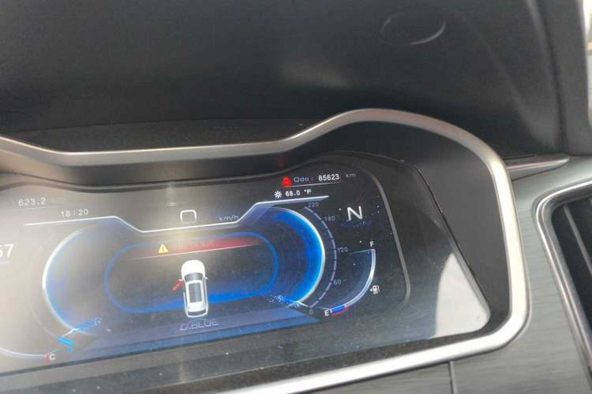 Used DORCEN G70s 2019 2.0T Automatic Flagship Model Odometer Close Up