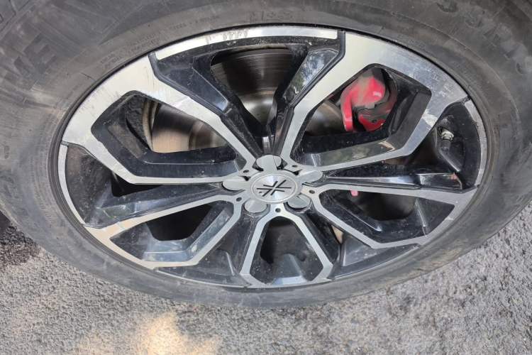 Used DORCEN G70s 2019 2.0T Automatic Prestige Edition Right Front Wheel Hub