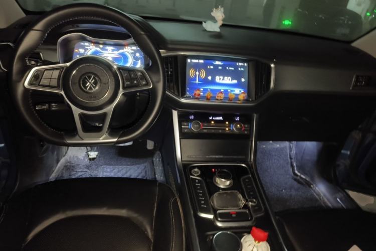Used DORCEN G70s 2019 2.0T Automatic Flagship Model Center Console