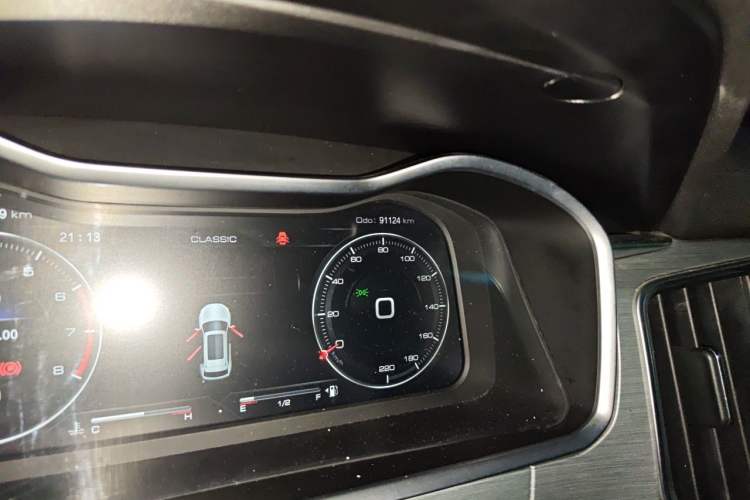 Used DORCEN G70s 2019 2.0T Automatic Prestige Edition Odometer Close Up