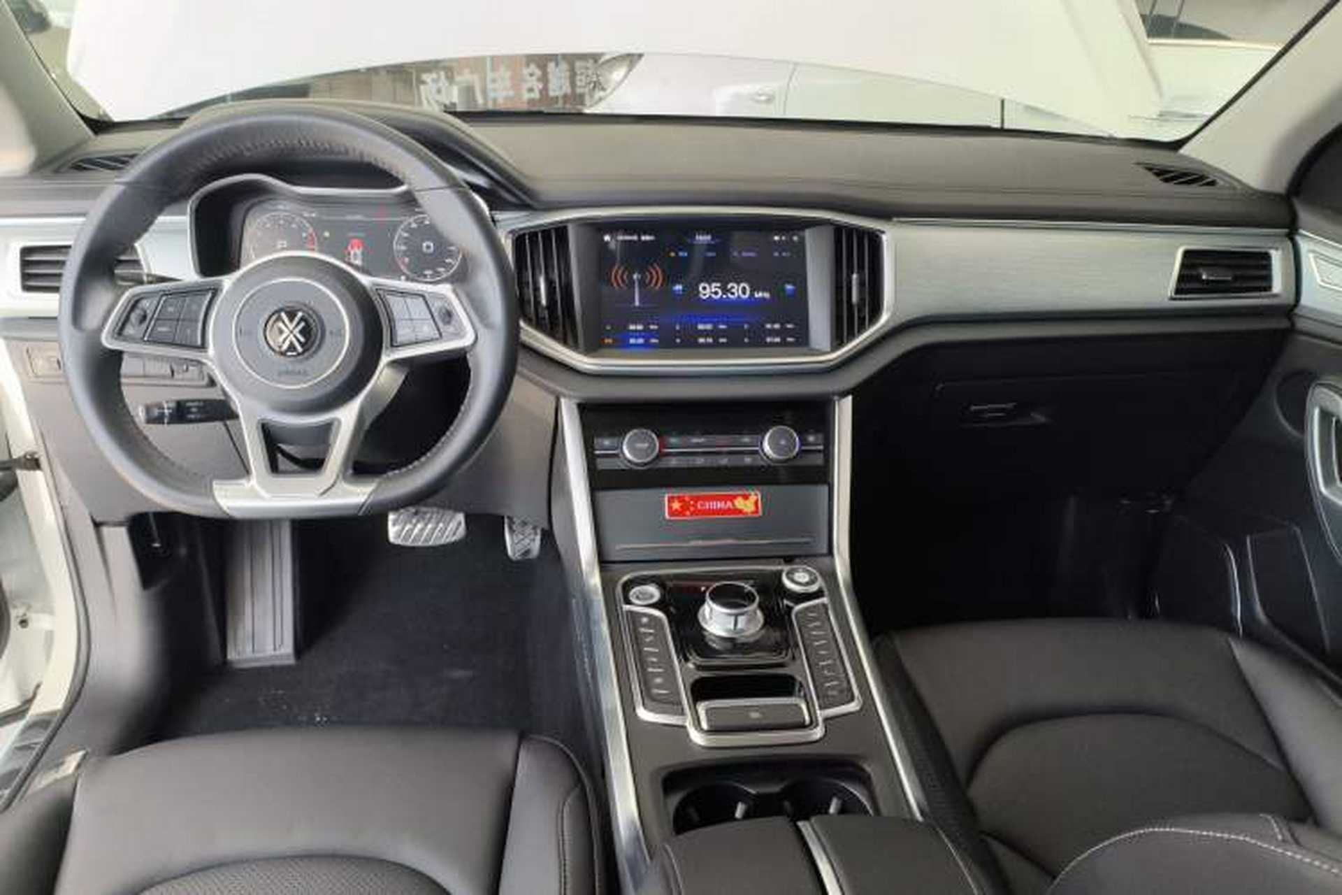 Used DORCEN G70s 2019 2.0T Automatic Supreme Edition Audio And AC Panel