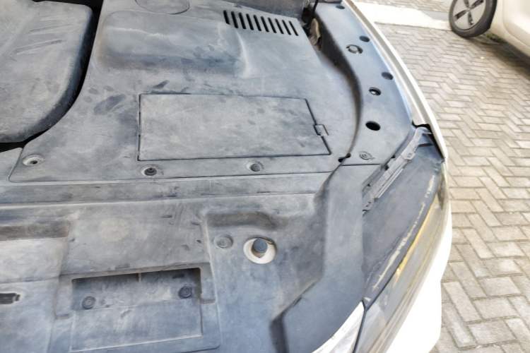 Used DORCEN G70s 2019 2.0T Automatic Supreme Edition Engine Bay Left