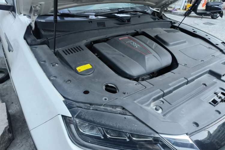 Used DORCEN G70s 2019 2.0T Automatic Supreme Edition Engine Bay Right