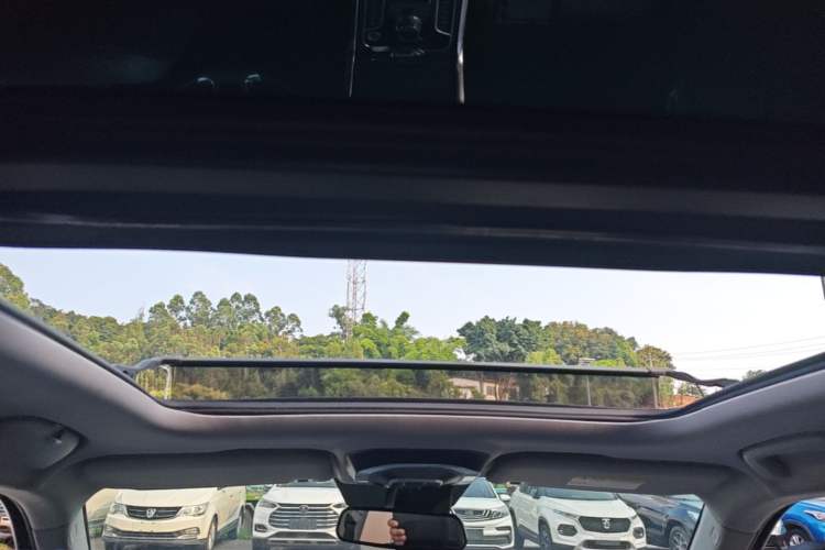 Used DORCEN G70s 2019 2.0T Automatic Supreme Edition Headliner