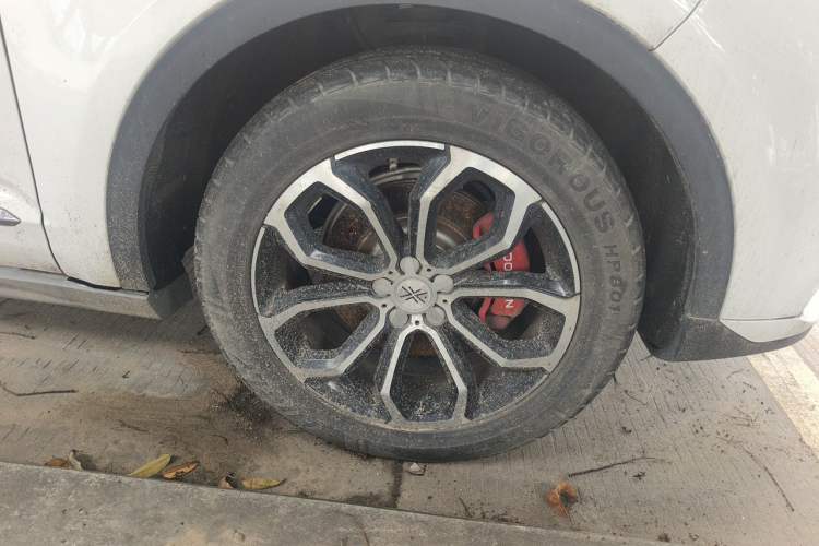 Used DORCEN G70s 2019 2.0T Automatic Prestige Edition Right Front Wheel Hub