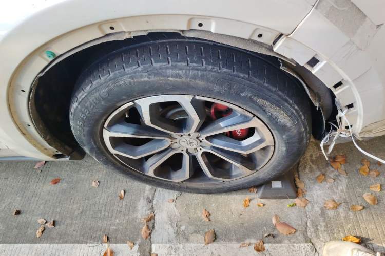 Used DORCEN G70s 2019 2.0T Automatic Prestige Edition Right Front Wheel Hub