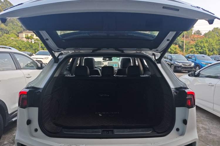 Used DORCEN G70s 2019 2.0T Automatic Supreme Edition Trunk
