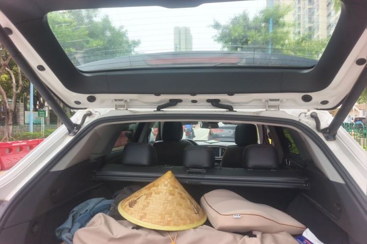 Used DORCEN G70s 2019 2.0T Automatic Flagship Model Trunk