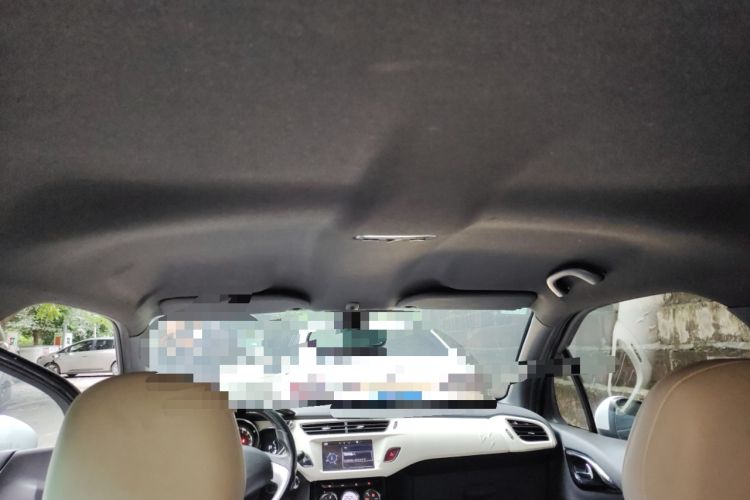 Used DS 3 2012 1.6L Supreme Edition Headliner