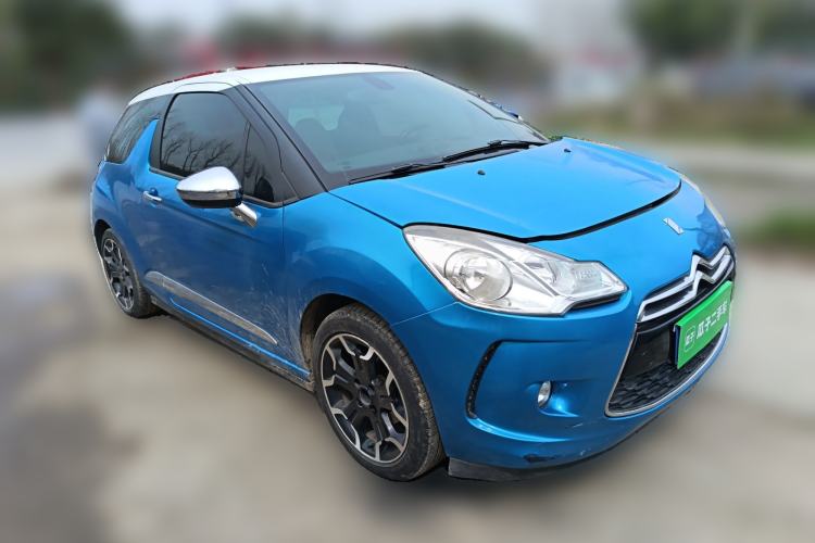 Used DS 3 2012 1.6L Fashion Edition Front Right 45 Deg