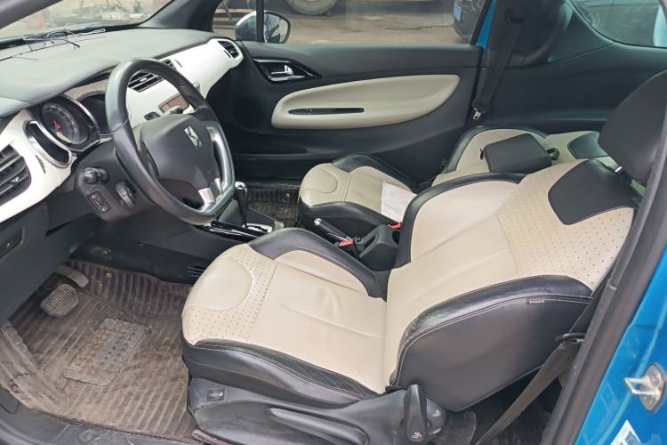 Used DS 3 2012 1.6L Fashion Edition Left Front Seat