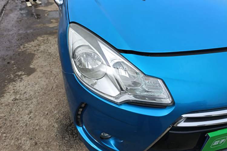Used DS 3 2012 1.6L Fashion Edition Right Front Headlight