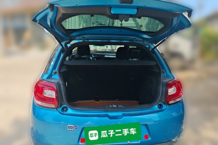 Used DS 3 2012 1.6L Fashion Edition Trunk