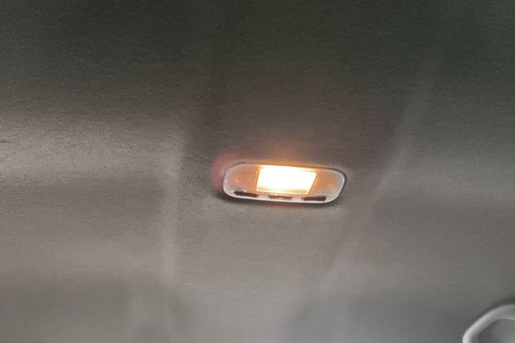 Used DS 3 2012 1.6L Fashion Edition Headliner