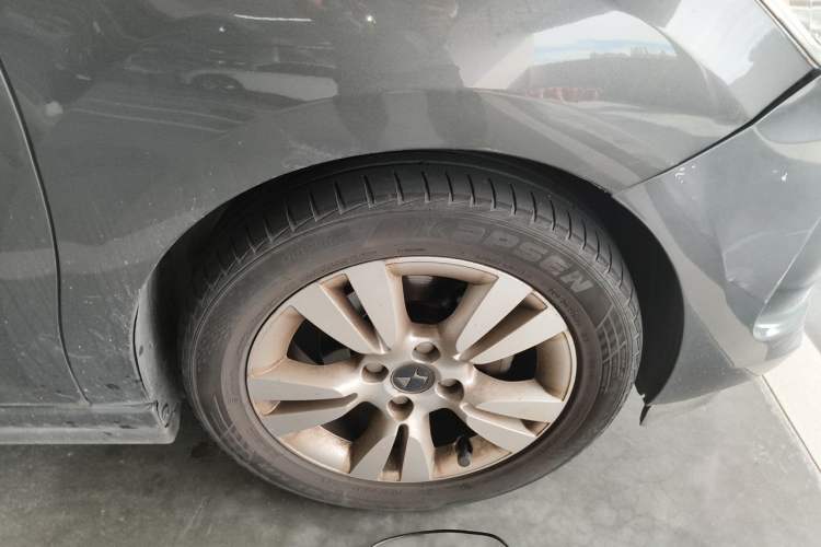 Used DS 3 2012 1.6L Fashion Edition Right Front Wheel Hub