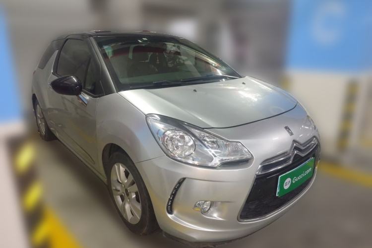 Used DS 3 2012 1.6L Fashion Edition Front Right 45 Deg