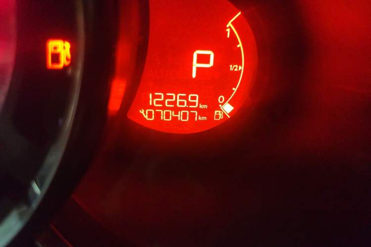 Used DS 3 2012 1.6L Fashion Edition Odometer Close Up
