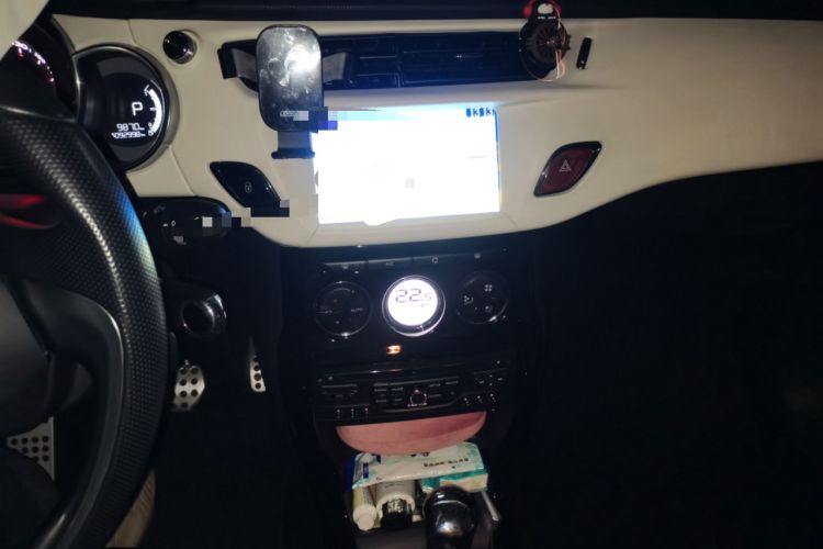 Used DS 3 2012 1.6L Supreme Edition Audio And AC Panel