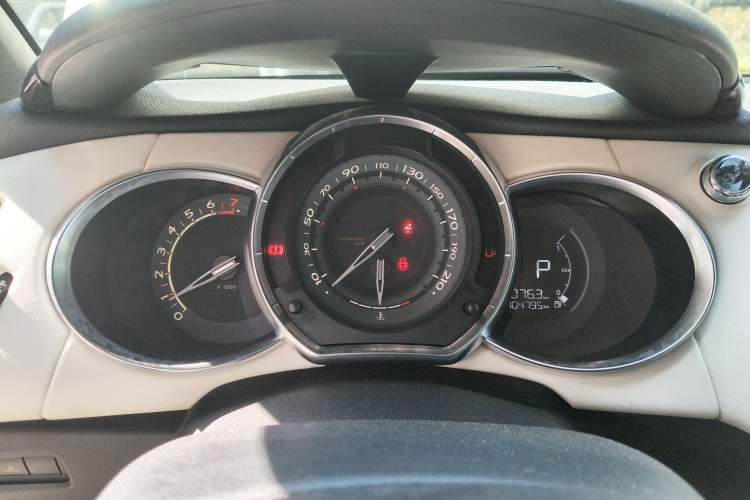 Used DS 3 2012 1.6L Supreme Edition Instrument Cluster