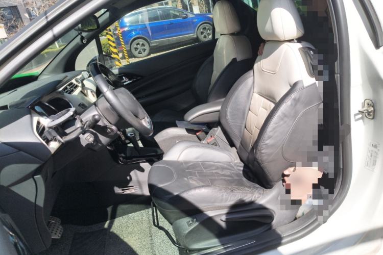 Used DS 3 2012 1.6L Supreme Edition Left Front Seat