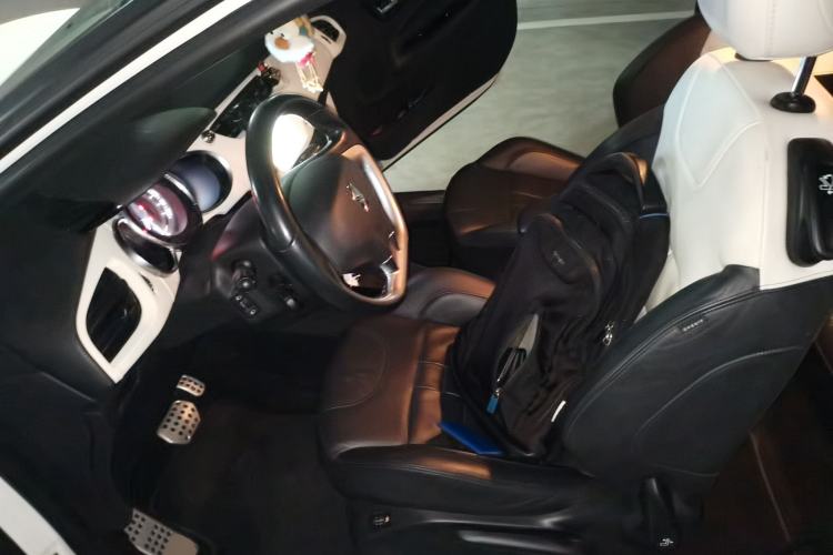 Used DS 3 2012 1.6L Supreme Edition Left Front Seat