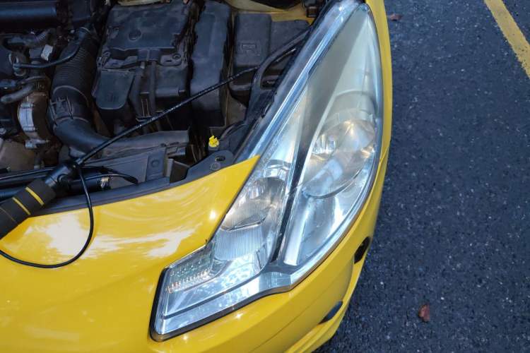 Used DS 3 2012 1.6L Fashion Edition Engine Bay Left