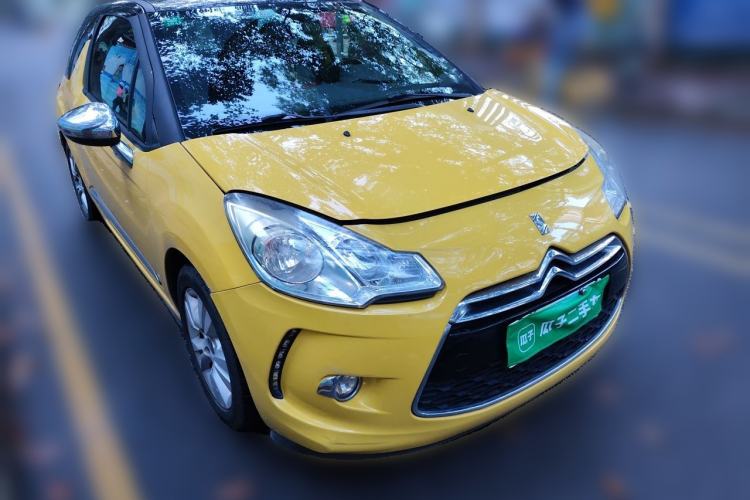 Used DS 3 2012 1.6L Fashion Edition Front Right 45 Deg
