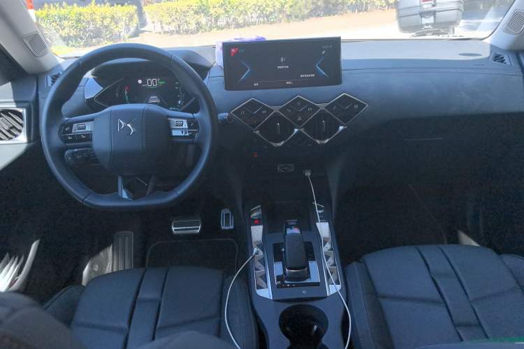 Used DS 3 New Energy 2021 E-Tense Left Bank Edition Center Console