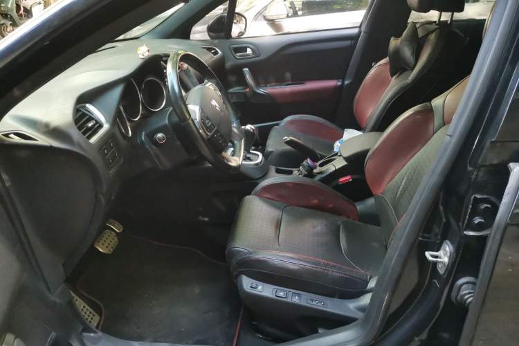 Used DS 4 2012 1.6T Elegant Edition Left Front Seat