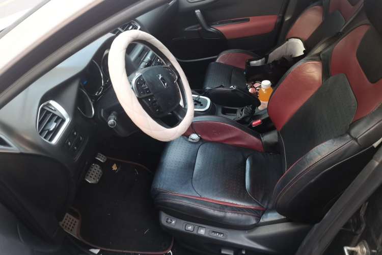 Used DS 4 2012 1.6T Elegant Edition Left Front Seat