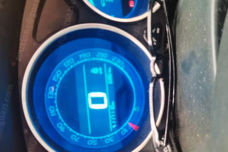 Used DS 4 2012 1.6T Elegant Edition Odometer Close Up