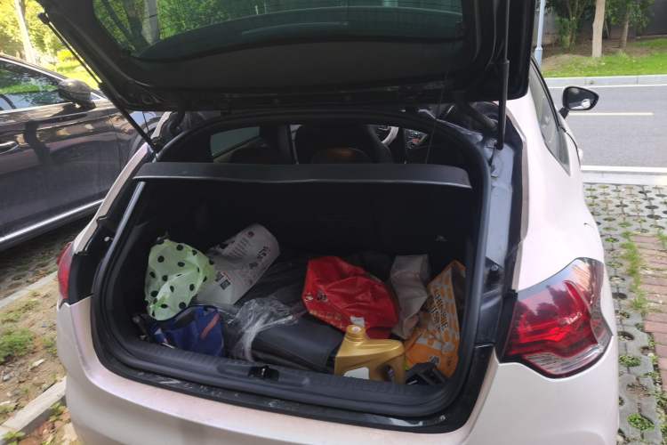 Used DS 4 2012 1.6T Elegant Edition Trunk