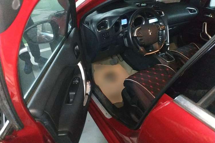 Used DS 4 2012 1.6T Style Edition Driver Seat
