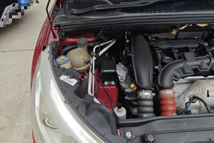 Used DS 4 2012 1.6T Elegant Edition Engine Bay Right